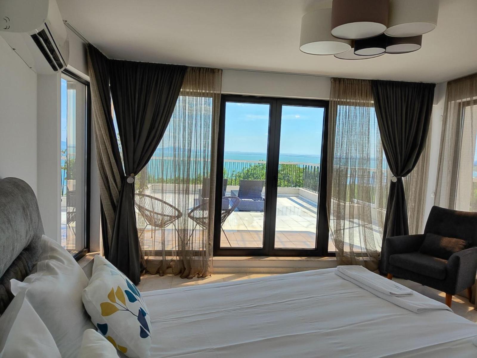 Marina Sarafovo Hotell Burgas Exteriör bild